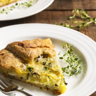 Summer Squash and Ricotta Crostata - This summer squash and ricotta crostata is a great Italian free-form tart that makes the most of summer produce. Can be made ahead and is great warm or at room temperature! | justalittlebitofbacon.com