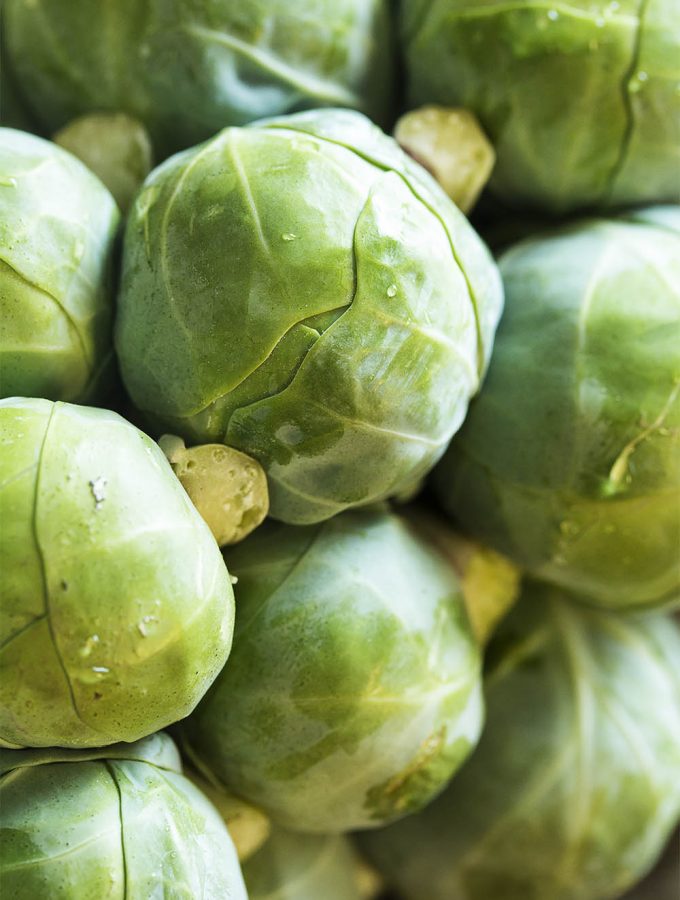 This Brussels sprouts spotlight tells you everything you wanted to know about Brussels sprouts. How to cook them, where they come from, how they taste, and more! | justalittlebitofbacon.com